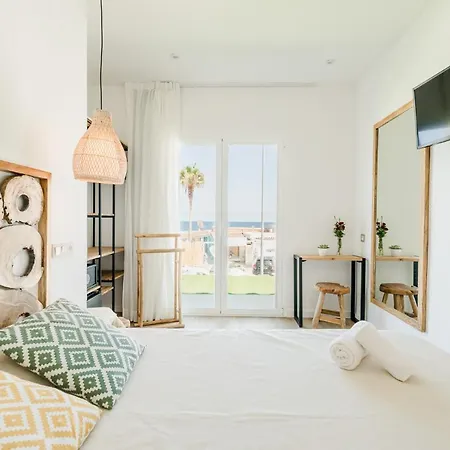 Отель Outsite Ibiza Эс-Кана